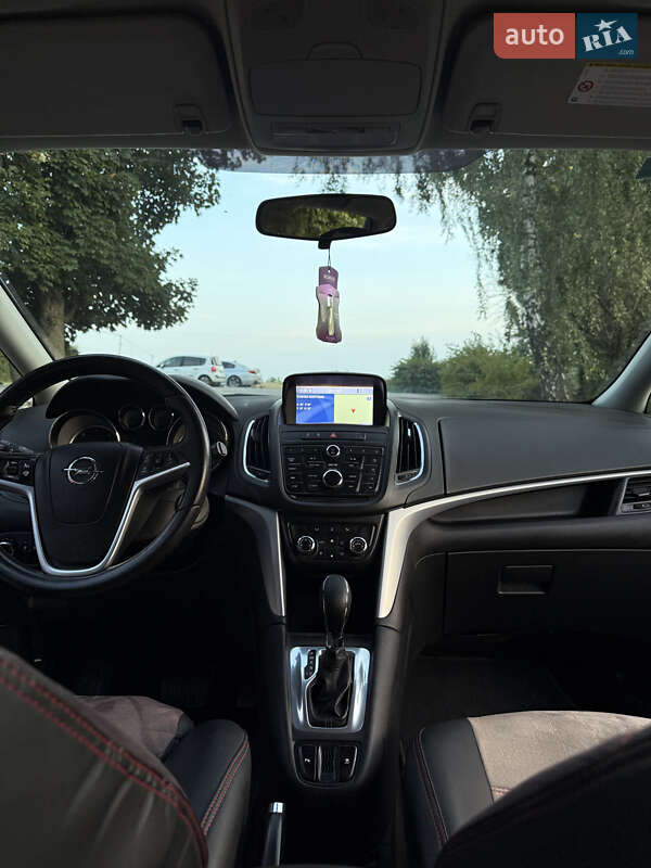 Минивэн Opel Zafira Tourer 2012 в Львове