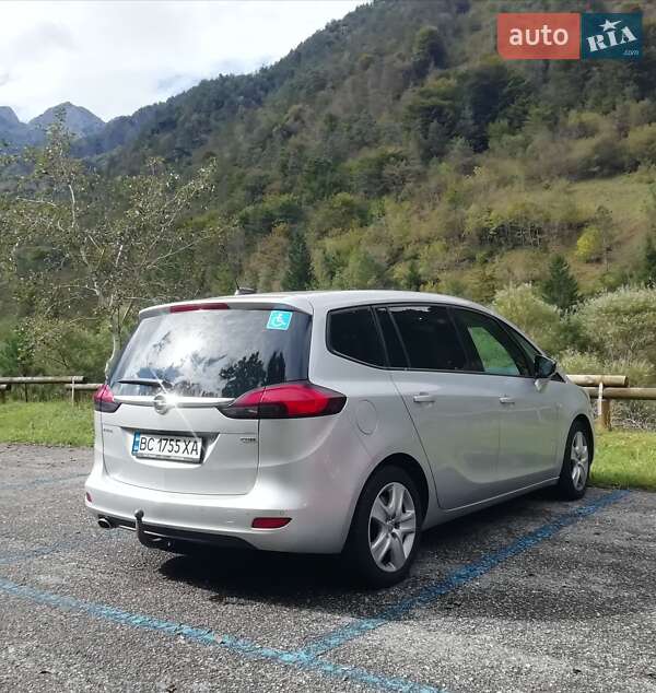 Минивэн Opel Zafira Tourer 2018 в Стрые