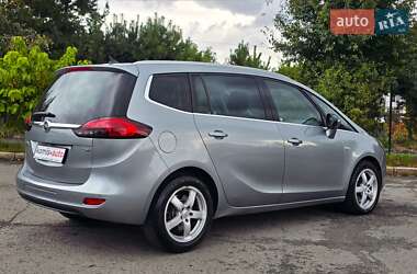 Минивэн Opel Zafira Tourer 2015 в 