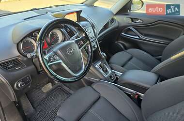 Минивэн Opel Zafira Tourer 2015 в 