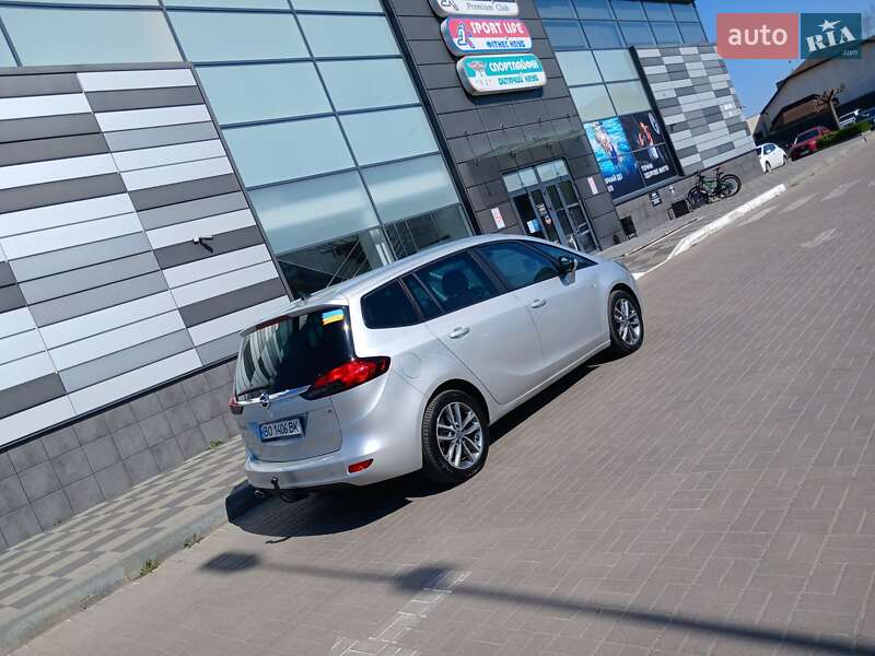 Мінівен Opel Zafira Tourer 2015 в Черкасах фото 8 Мінівен Opel Zafira Tourer 2015 в Черкасах