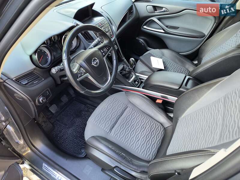 Мінівен Opel Zafira Tourer 2013 в Рівному фото 9 Мінівен Opel Zafira Tourer 2013 в Рівному