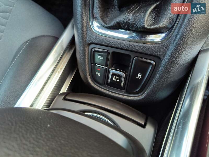 Мінівен Opel Zafira Tourer 2013 в Рівному фото 39 Мінівен Opel Zafira Tourer 2013 в Рівному