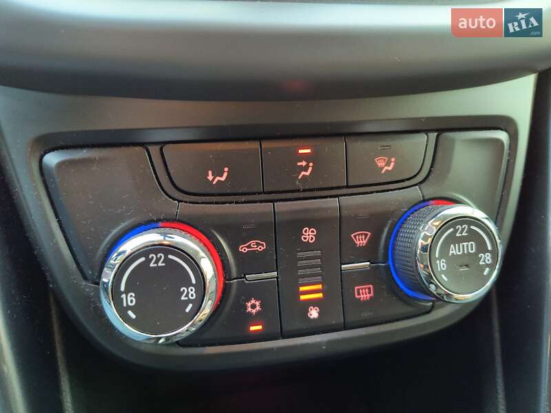 Мінівен Opel Zafira Tourer 2013 в Рівному фото 46 Мінівен Opel Zafira Tourer 2013 в Рівному