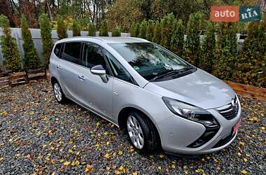 Минивэн Opel Zafira Tourer 2013 в 