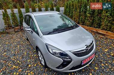 Минивэн Opel Zafira Tourer 2013 в 
