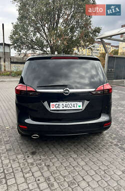 Минивэн Opel Zafira Tourer 2013 в 