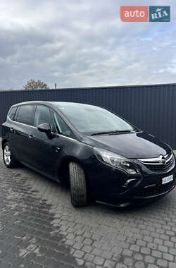 Минивэн Opel Zafira Tourer 2013 в 