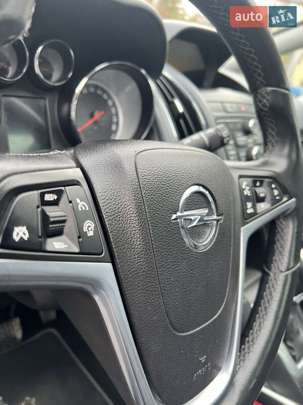 Минивэн Opel Zafira Tourer 2013 в Днепре фото 23 Минивэн Opel Zafira Tourer 2013 в Днепре