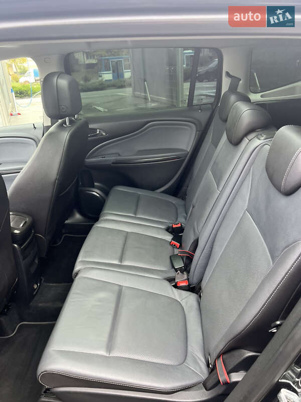 Минивэн Opel Zafira Tourer 2013 в Днепре фото 40 Минивэн Opel Zafira Tourer 2013 в Днепре