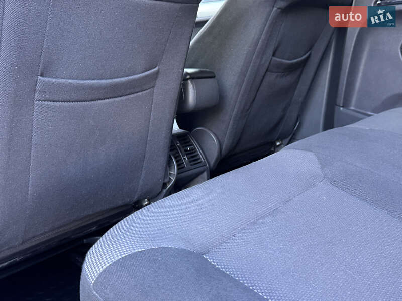 Минивэн Opel Zafira Tourer 2013 в Ровно