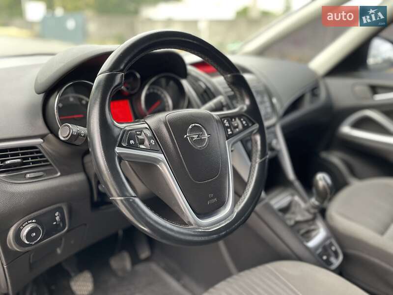 Минивэн Opel Zafira Tourer 2014 в Днепре фото 13 Минивэн Opel Zafira Tourer 2014 в Днепре