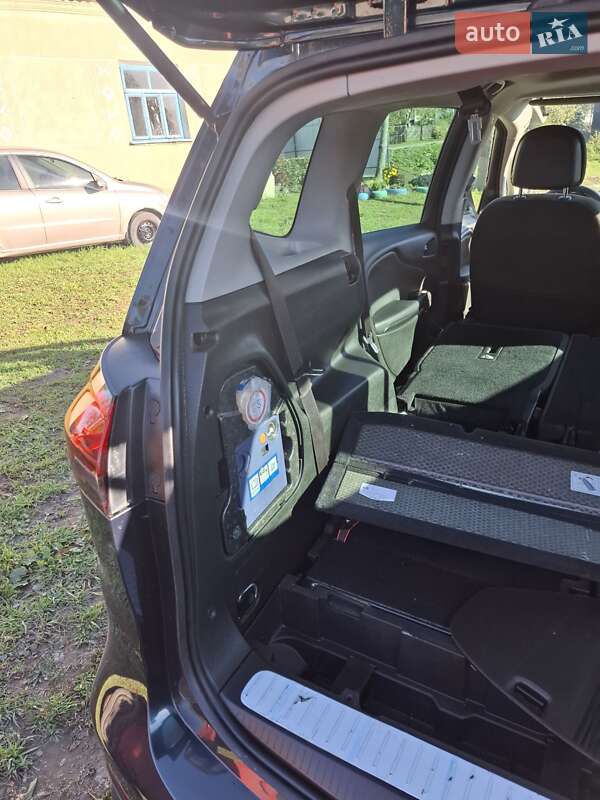 Мінівен Opel Zafira Tourer 2014 в Тернополі
