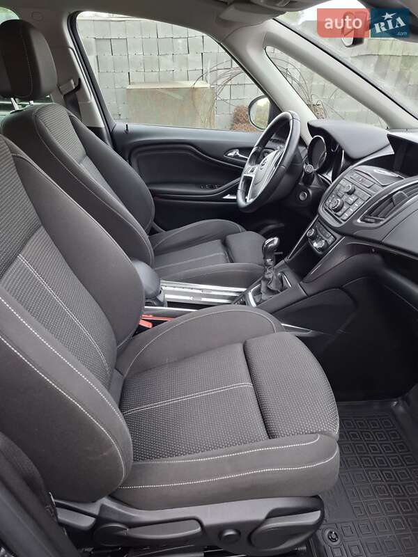 Мінівен Opel Zafira Tourer 2014 в Тернополі