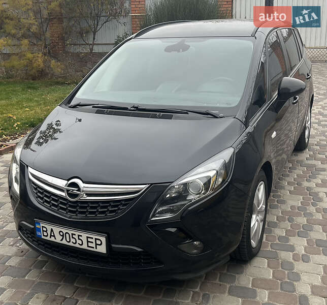 Минивэн Opel Zafira Tourer 2012 в Кропивницком фото 2 Минивэн Opel Zafira Tourer 2012 в Кропивницком
