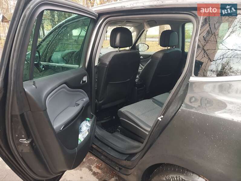 Минивэн Opel Zafira Tourer 2012 в Кривом Роге