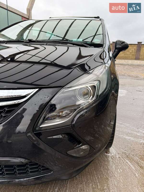 Мінівен Opel Zafira Tourer 2014 в Дубні