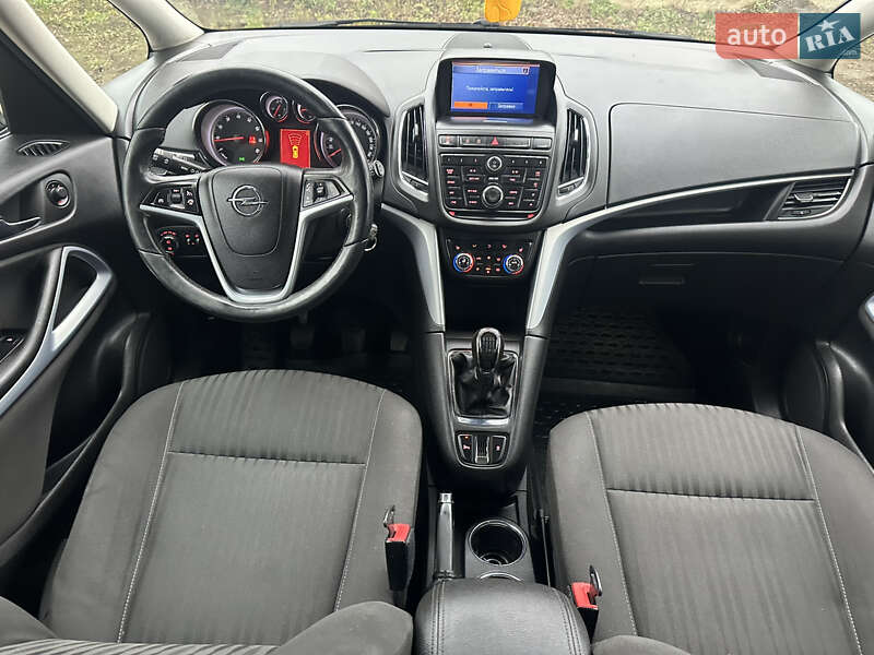 Мінівен Opel Zafira Tourer 2012 в Хоролі