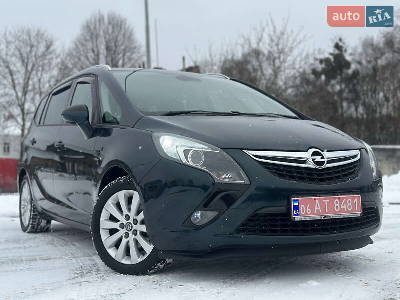 Мінівен Opel Zafira Tourer 2015 в Житомирі