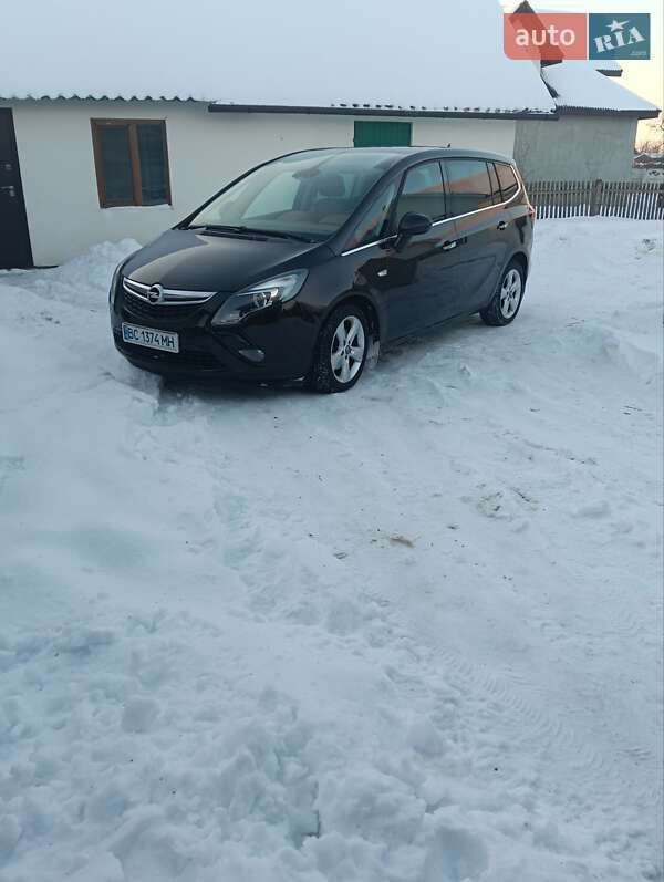 Минивэн Opel Zafira Tourer 2013 в Жовкве