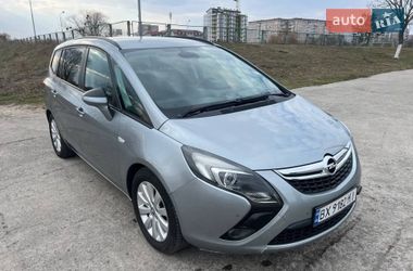 Минивэн Opel Zafira Tourer 2011 в Нетешине