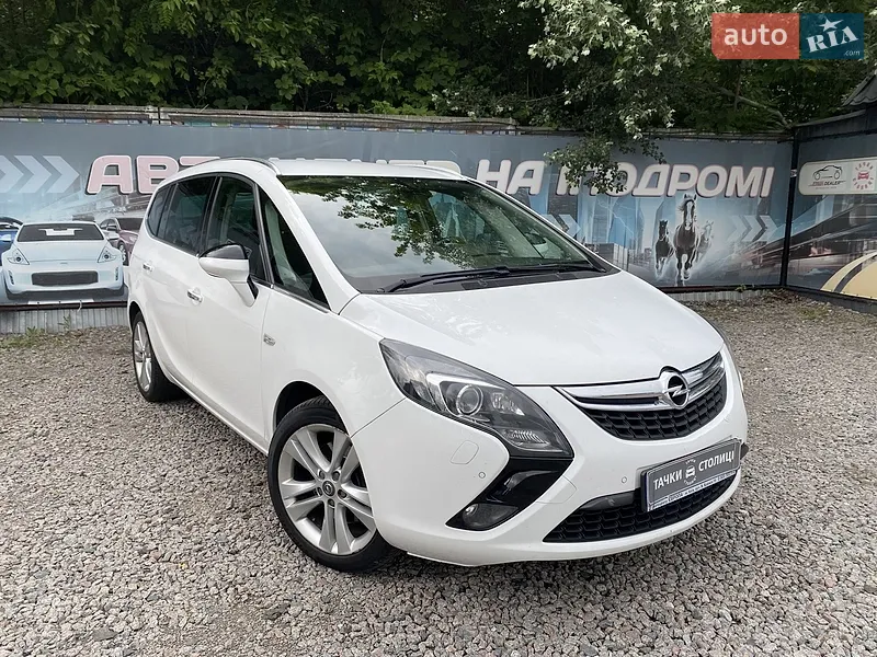 Opel Zafira Tourer