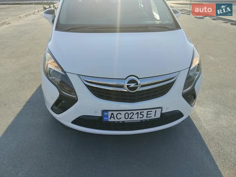 Opel Zafira Tourer
