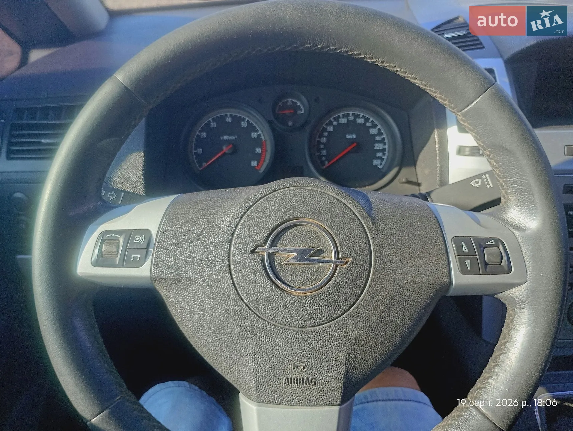 2010 Opel Zafira - мініатюра 21