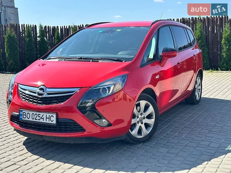 Opel Zafira Tourer 2016