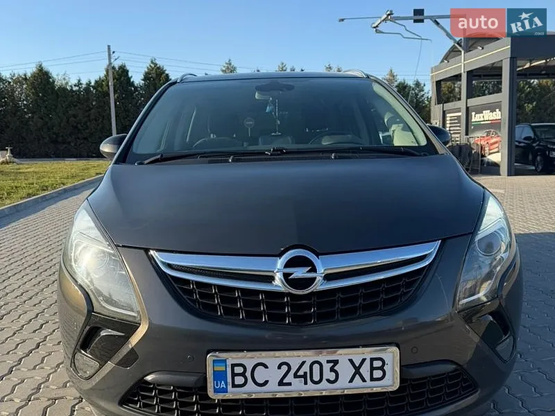 Opel Zafira Tourer