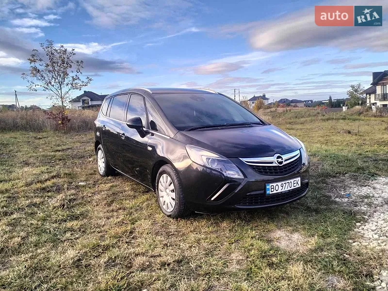 Opel Zafira Tourer