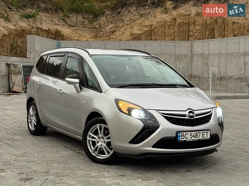 Opel Zafira Tourer