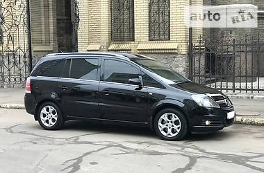 Минивэн Opel Zafira 2006 в Кременчуге