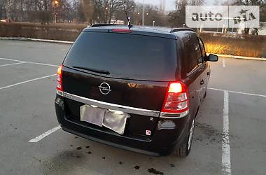 Універсал Opel Zafira 2012 в Сумах