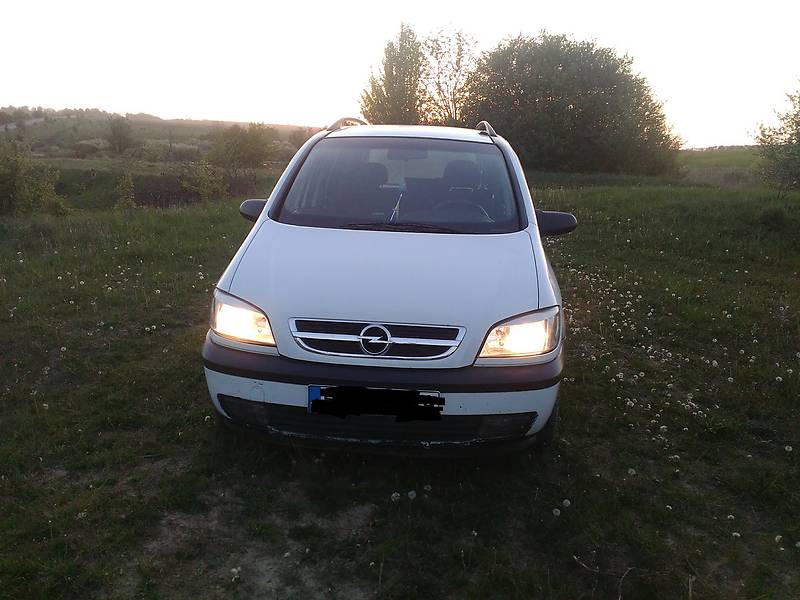 Мінівен Opel Zafira 2003 в Жмеринці