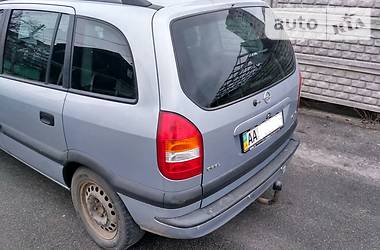 Универсал Opel Zafira 2000 в Киеве