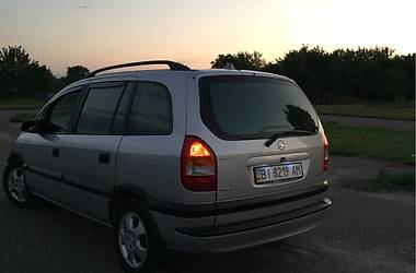 Мінівен Opel Zafira 2001 в Карлівці