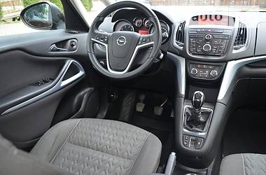 Универсал Opel Zafira 2013 в Дрогобыче