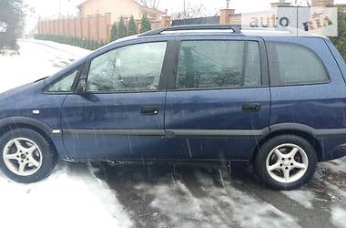 Минивэн Opel Zafira 2000 в Киеве