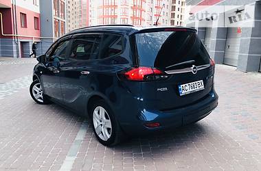 Минивэн Opel Zafira 2013 в Ивано-Франковске