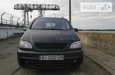 Минивэн Opel Zafira 2003 в Киеве