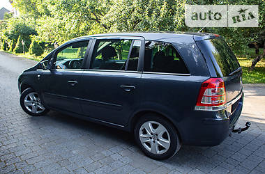 Минивэн Opel Zafira 2010 в Стрые