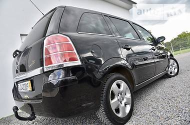 Мінівен Opel Zafira 2010 в Дрогобичі