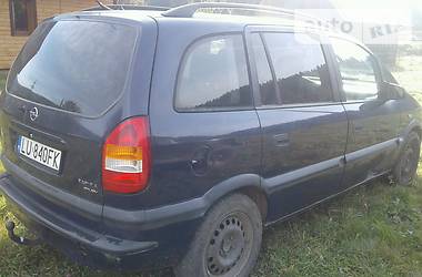 Минивэн Opel Zafira 2001 в Яремче