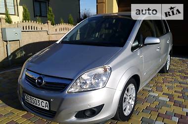 Минивэн Opel Zafira 2008 в Черновцах