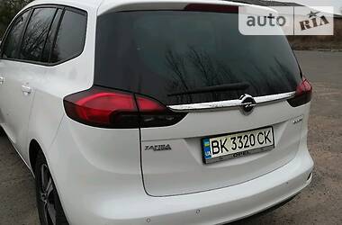 Минивэн Opel Zafira 2014 в Бродах
