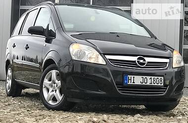 Минивэн Opel Zafira 2009 в Дрогобыче