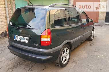 Мінівен Opel Zafira 2001 в Києві