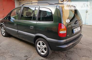 Мінівен Opel Zafira 2001 в Києві