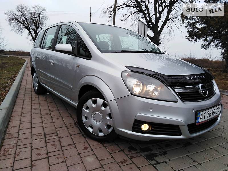 Мінівен Opel Zafira 2006 в Тлумачі